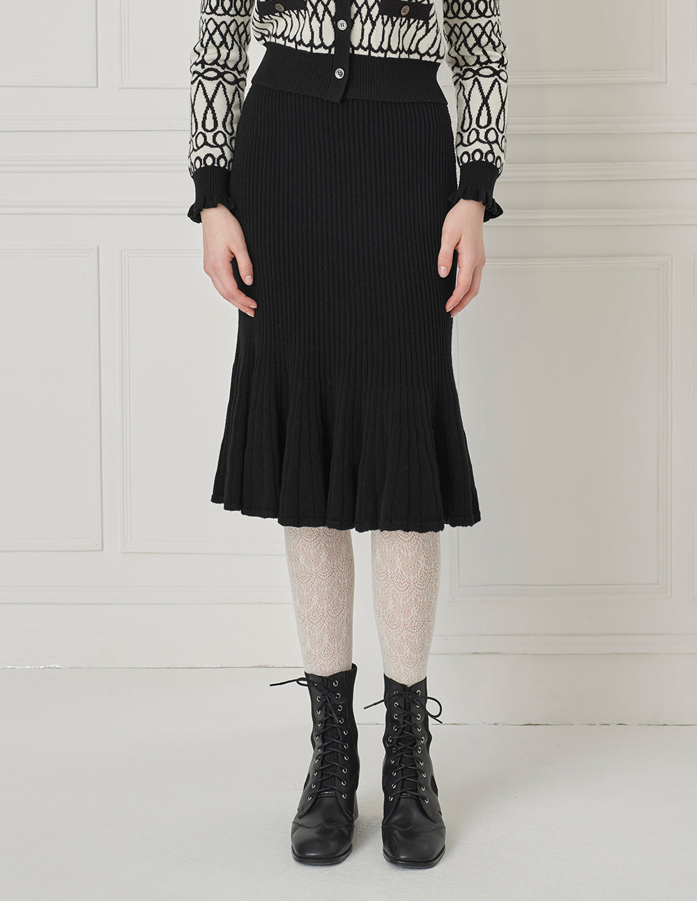 BORA AKSU Knitted Knee-Length Ruffle Trumpet Skirt