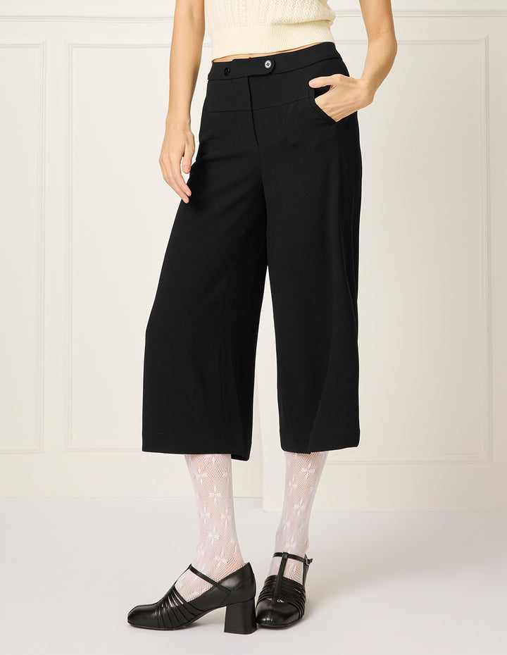 BORA AKSU Simple Relaxed Fit Cropped Straight Leg Pants