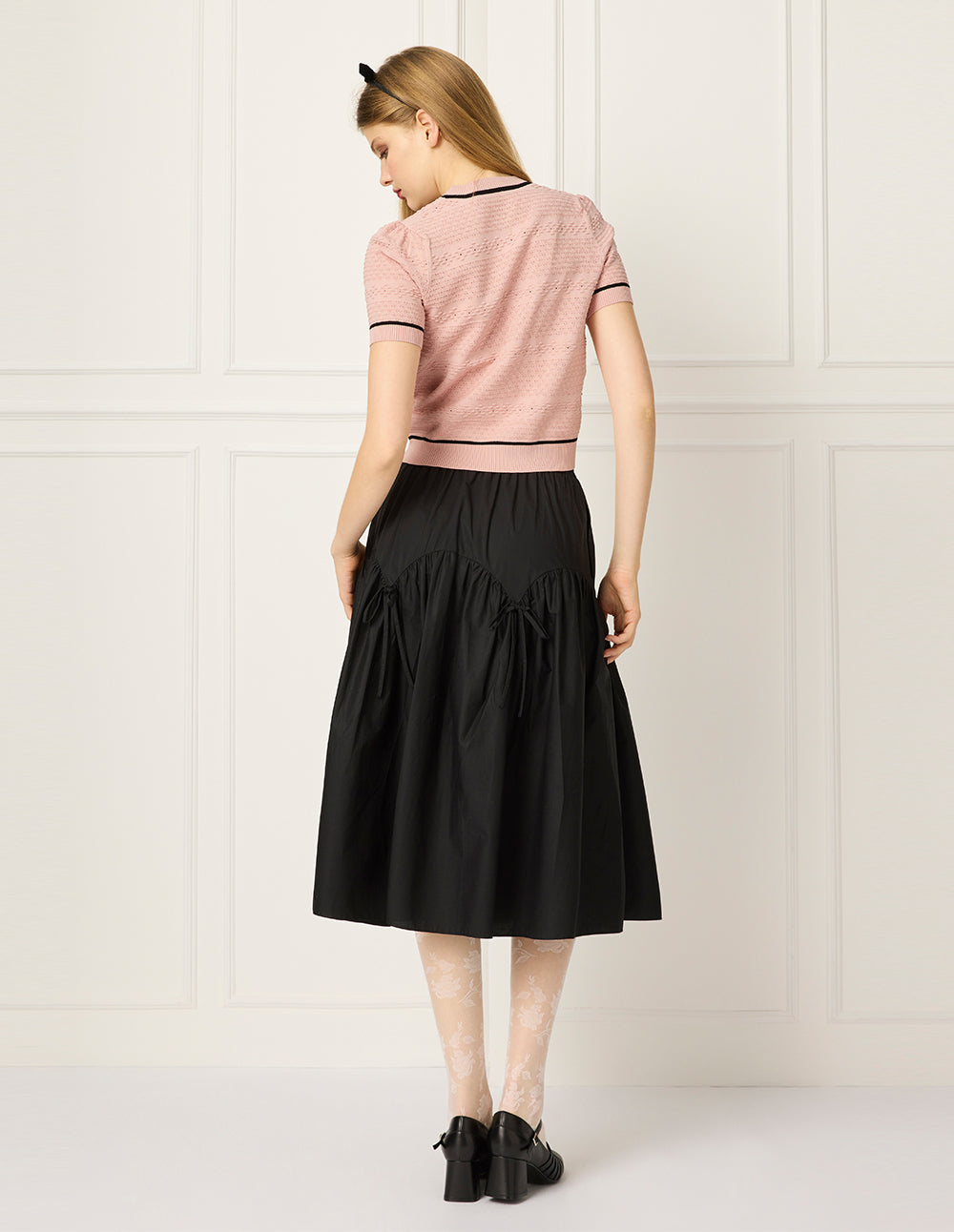 BORA AKSU V-Neck Short-Sleeve Black Trimmed Knit Cardigan