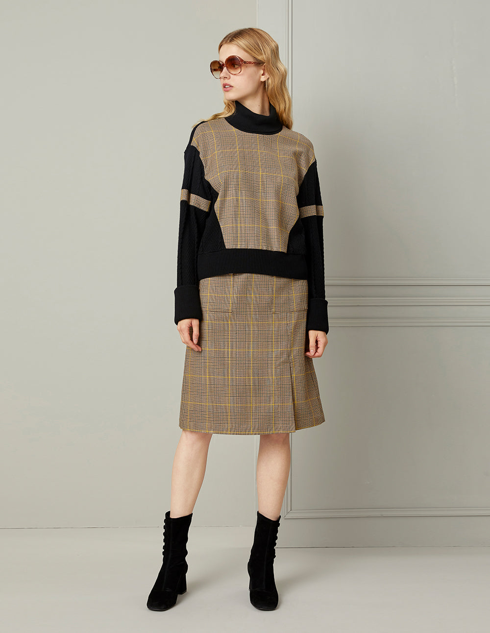 BORA AKSU Side Slit Midi Pencil Skirt