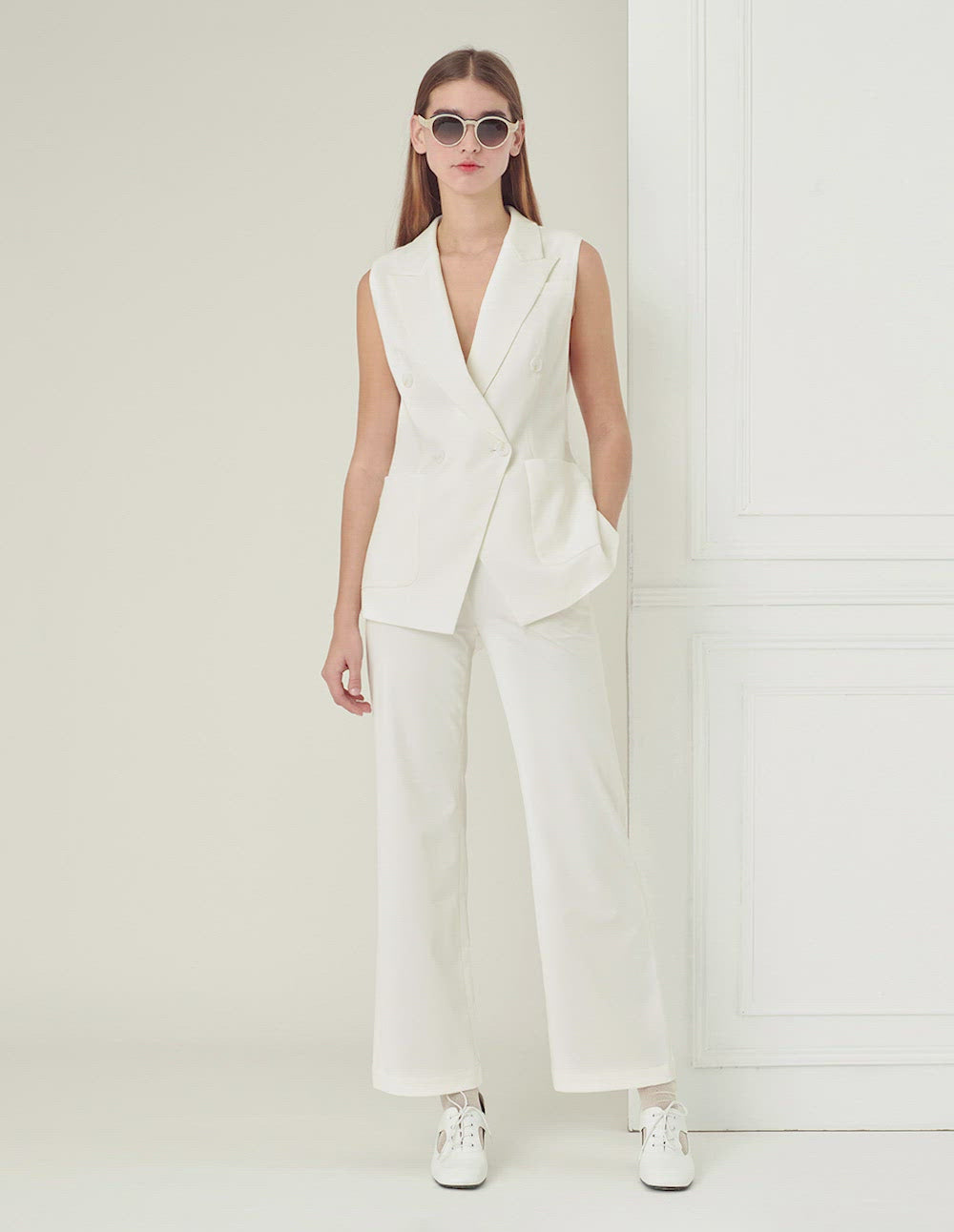 BORA AKSU Peak lapel design pure white Vest