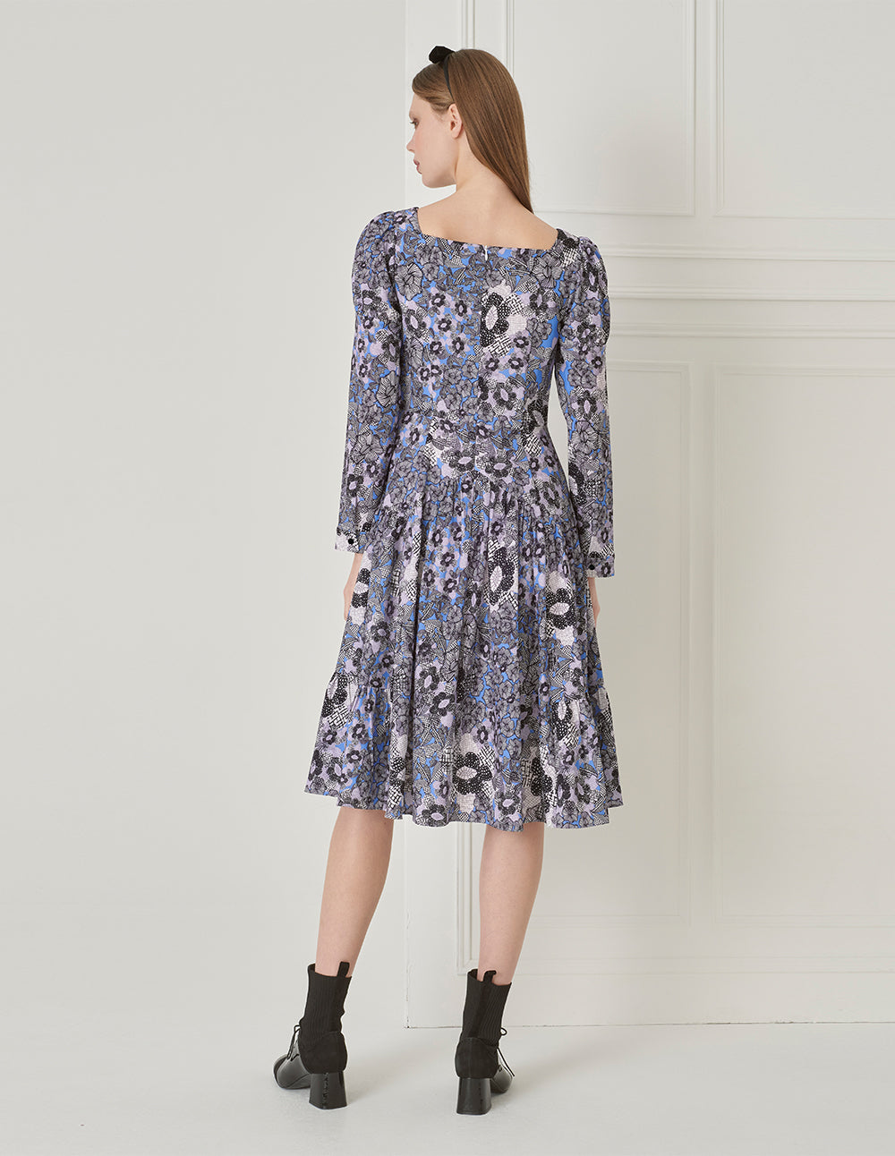 BORA AKSU Diamond Neck Print Pleated Neck Dress